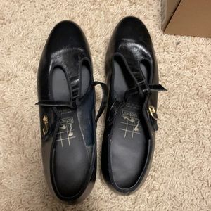 Dancing shoes, black with small heel